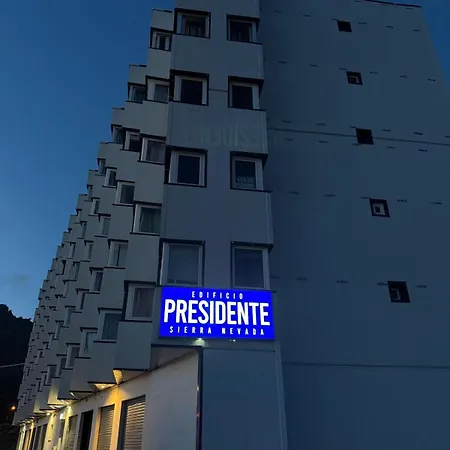 Edificio Presidente Con Bellas Vistas