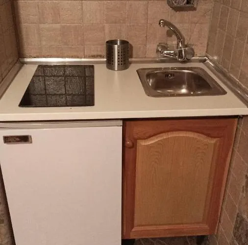 Edificio Presidente Con Bellas Vistas Sierra Nevada