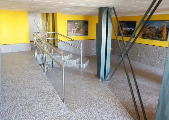 Edificio Presidente Con Bellas Vistas Apartamento